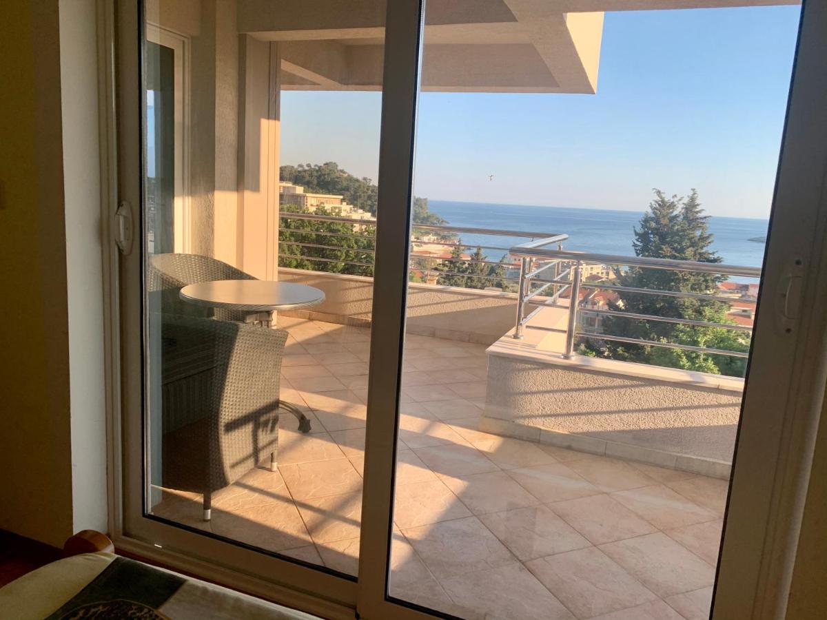 Blue Sky Apartment Petrovac Extérieur photo